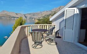 Seafront Apartments Nemira Omis